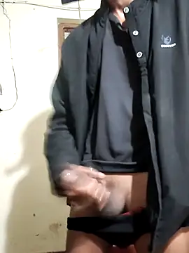 RAYI Queen 4 online show from 12/21/25, 01:02