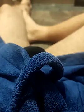 Snapshot of hubbyfun19 chatting on 01/06/26, 06:06 hubbyfun19 online show from 01/06/26, 06:06