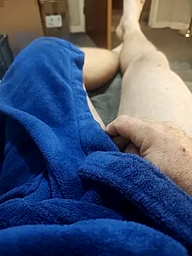 Snapshot of hubbyfun19 chatting on 03/02/26, 04:58 hubbyfun19 online show from 03/02/26, 04:58