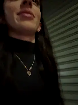 Snapshot of Yesmoree chatting on 10/30/25, 02:29 Yesmoree online show from 10/30/25, 02:29