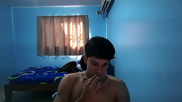 Jaket lovers online show from 09/15/25, 01:33