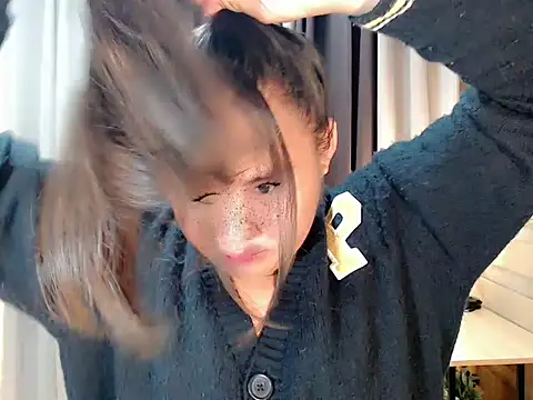 ursexy ceciliaxx online show from 09/11/25, 05:46