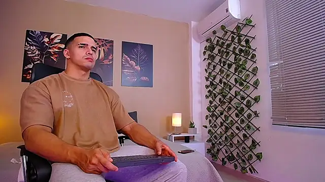 ChristopherBlack  online show from 02/16/26, 01:18