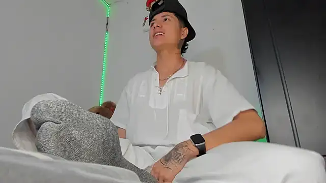 Snapshot of Mateo_Escobar chatting on 12/03/25, 10:30 Mateo Escobar online show from 12/03/25, 10:30