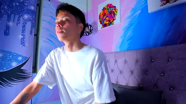 MaxiWildd online show from 11/30/25, 01:15