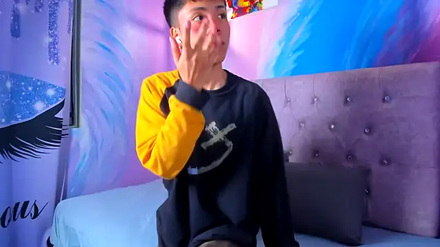 MaxiWildd online show from 12/05/25, 12:58