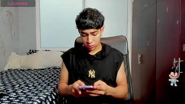 Noxx starkK online show from 12/16/25, 05:07