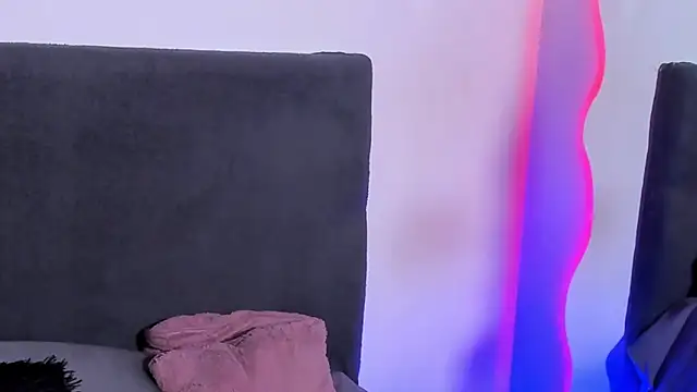 saramikaelson online show from 05/22/26, 10:04