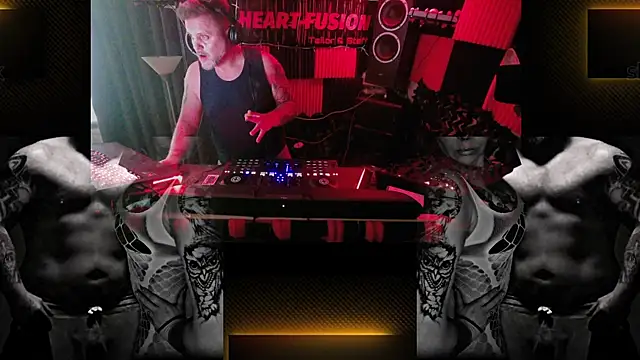 Snapshot of Wir2002Paar chatting on 10/25/25, 09:06 Wir2002Paar online show from 10/25/25, 09:06