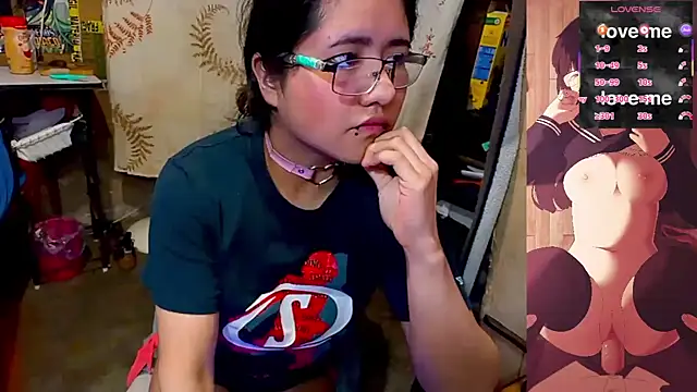 Snapshot of Ftm_Bunny chatting on 10/19/25, 11:33 Ftm Bunny online show from 10/19/25, 11:33