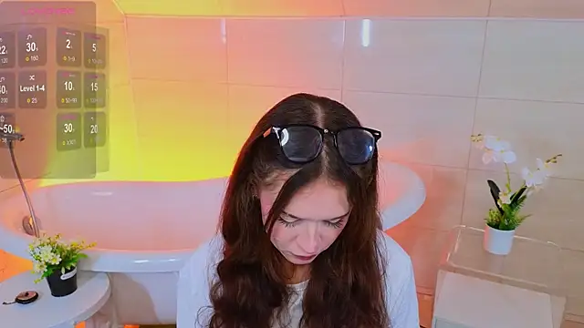 Adetta online show from 09/16/25, 11:55