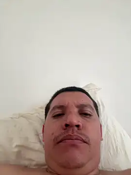 michael877675 online show from 09/25/25, 02:21