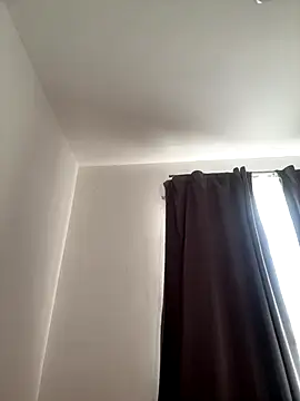 michael877675 online show from 12/18/25, 11:11