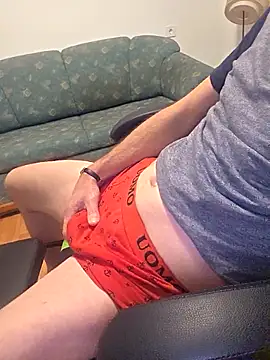 G-boy40 online show from 10/26/25, 01:17