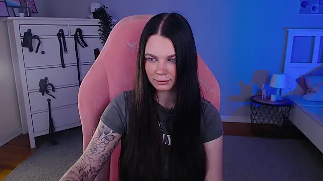 Snapshot of Michela_Fruet chatting on 10/06/25, 01:03 Michela Fruet online show from 10/06/25, 01:03