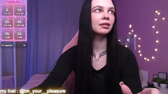 Michela Fruet online show from 03/08/26, 01:03