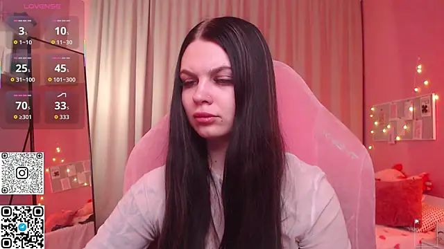 Snapshot of Michela_Fruet chatting on 05/24/26, 01:10 Michela Fruet online show from 05/24/26, 01:10