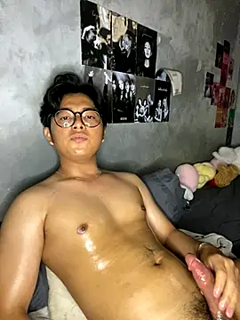 Freshzchouxx online show from 10/29/25, 04:59