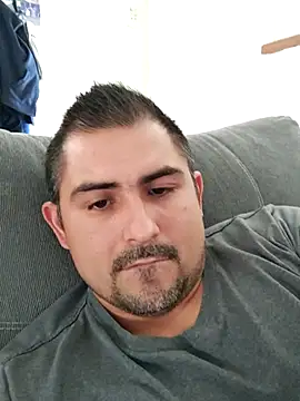 Bradd 32 online show from 10/31/25, 05:14