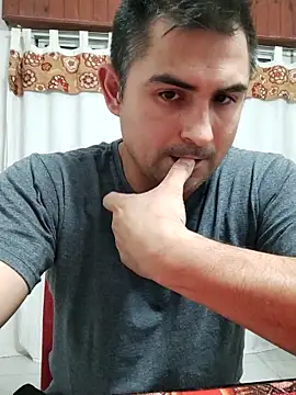 Bradd 32 online show from 02/07/26, 02:37