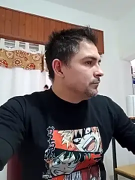 Snapshot of Bradd_32 chatting on 05/31/26, 12:01 Bradd 32 online show from 05/31/26, 12:01