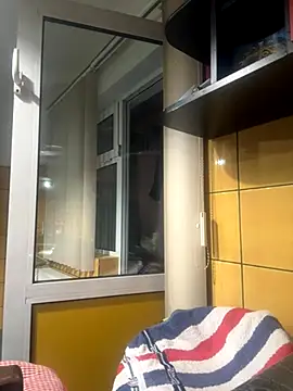 Snapshot of adiluci1 chatting on 11/02/25, 04:37 adiluci1 online show from 11/02/25, 04:37