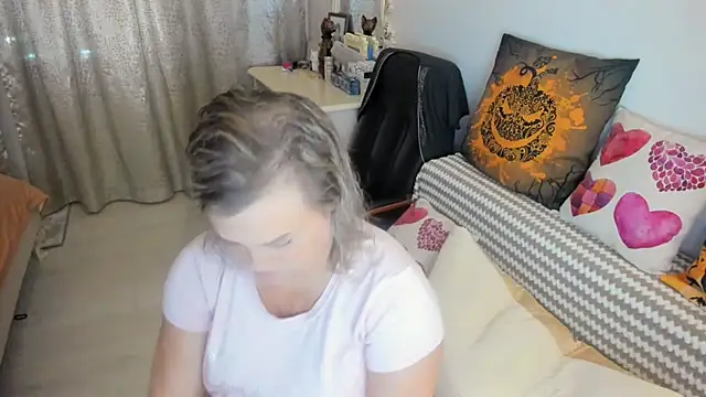 MildMature online show from 09/25/25, 08:45