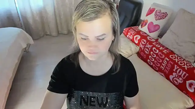 MildMature online show from 04/23/26, 02:35