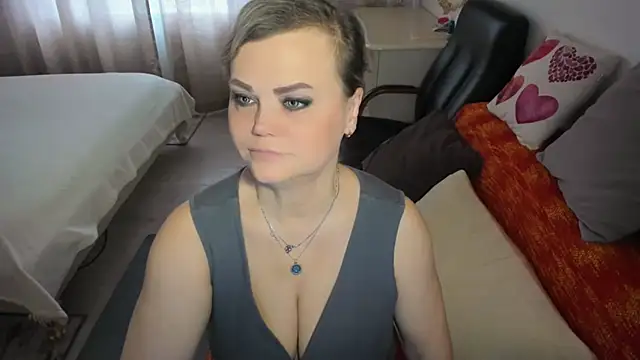 Snapshot of MildMature chatting on 06/21/26, 01:41 MildMature online show from 06/21/26, 01:41