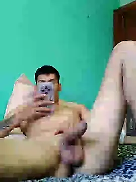 frankitocam4 online show from 02/10/26, 05:28