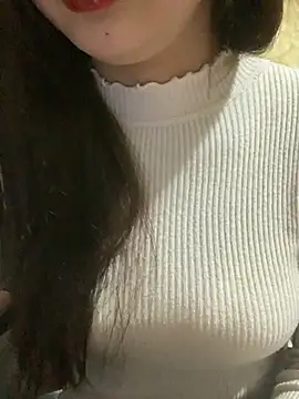 Snapshot of Linhtruong_ chatting on 02/05/26, 04:06 Linhtruong online show from 02/05/26, 04:06