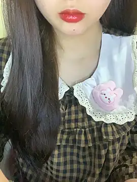 Snapshot of Linhtruong_ chatting on 02/08/26, 03:54 Linhtruong online show from 02/08/26, 03:54