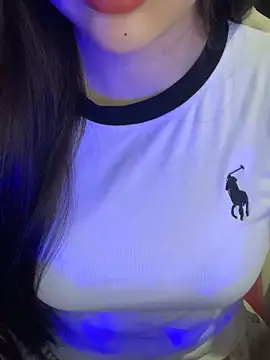 Linhtruong  online show from 04/07/26, 02:01