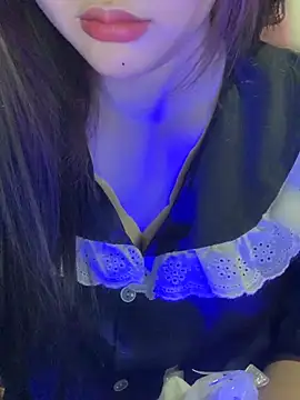 Linhtruong  online show from 04/23/26, 01:18