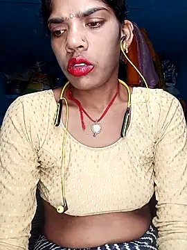 Snapshot of HOTFARSI chatting on 09/19/25, 08:53 HOTFARSI online show from 09/19/25, 08:53