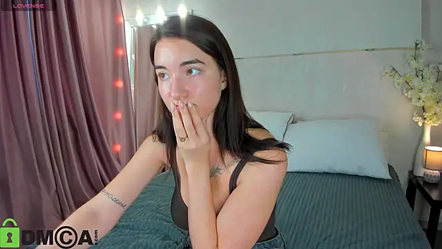 Snapshot of Adelina_Bliss chatting on 05/08/26, 09:25 Adelina Bliss online show from 05/08/26, 09:25