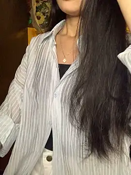 Nhinhi18 online show from 11/09/25, 01:53