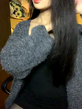 Nhinhi18 online show from 11/25/25, 03:12