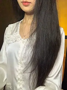 Nhinhi18 online show from 11/27/25, 03:36