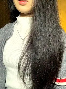 Nhinhi18 online show from 12/15/25, 02:54