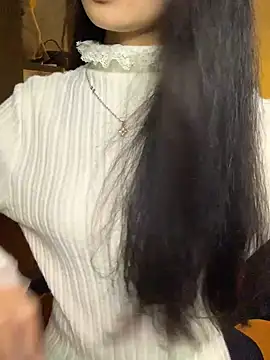 Nhinhi18 online show from 02/12/26, 04:46