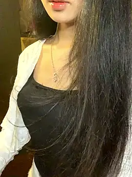 Nhinhi18 online show from 04/03/26, 03:21