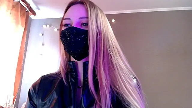 Iris lave online show from 03/03/26, 01:17