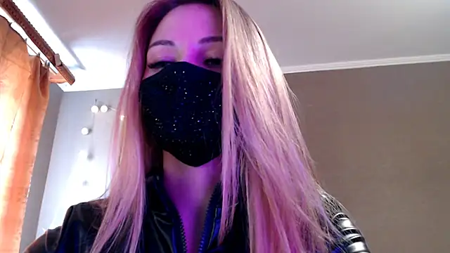 Iris lave online show from 03/13/26, 02:01