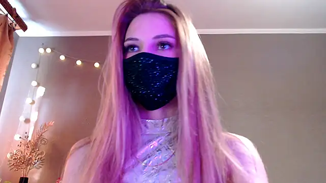Iris lave online show from 05/03/26, 03:51