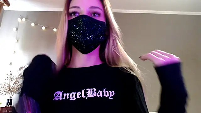 Iris lave online show from 05/09/26, 01:49