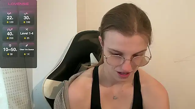 BustyKellyXXX online show from 11/10/25, 10:03