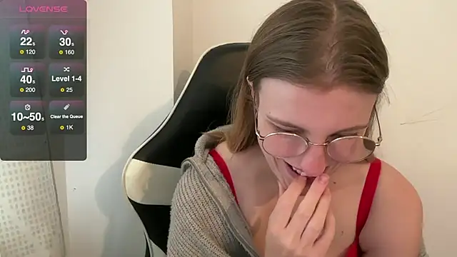 BustyKellyXXX online show from 11/18/25, 10:31