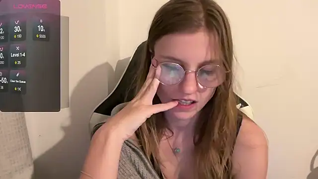 BustyKellyXXX online show from 12/14/25, 07:51