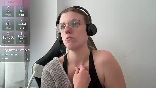 BustyKellyXXX online show from 04/03/26, 10:46